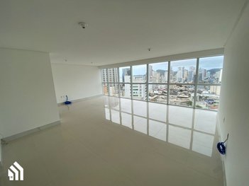 office em Cônego Tomáz Fontes, Centro - Itajaí - SC