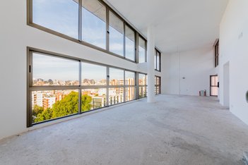 apartment em Rua Tobias da Silva, Moinhos de Vento - Porto Alegre - RS