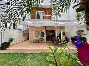 house em dos Estudantes, Granja Viana II - Cotia - SP