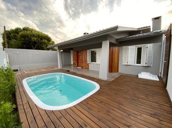 house em Rua Rio Douradinho, Centro - Xangri-Lá - RS