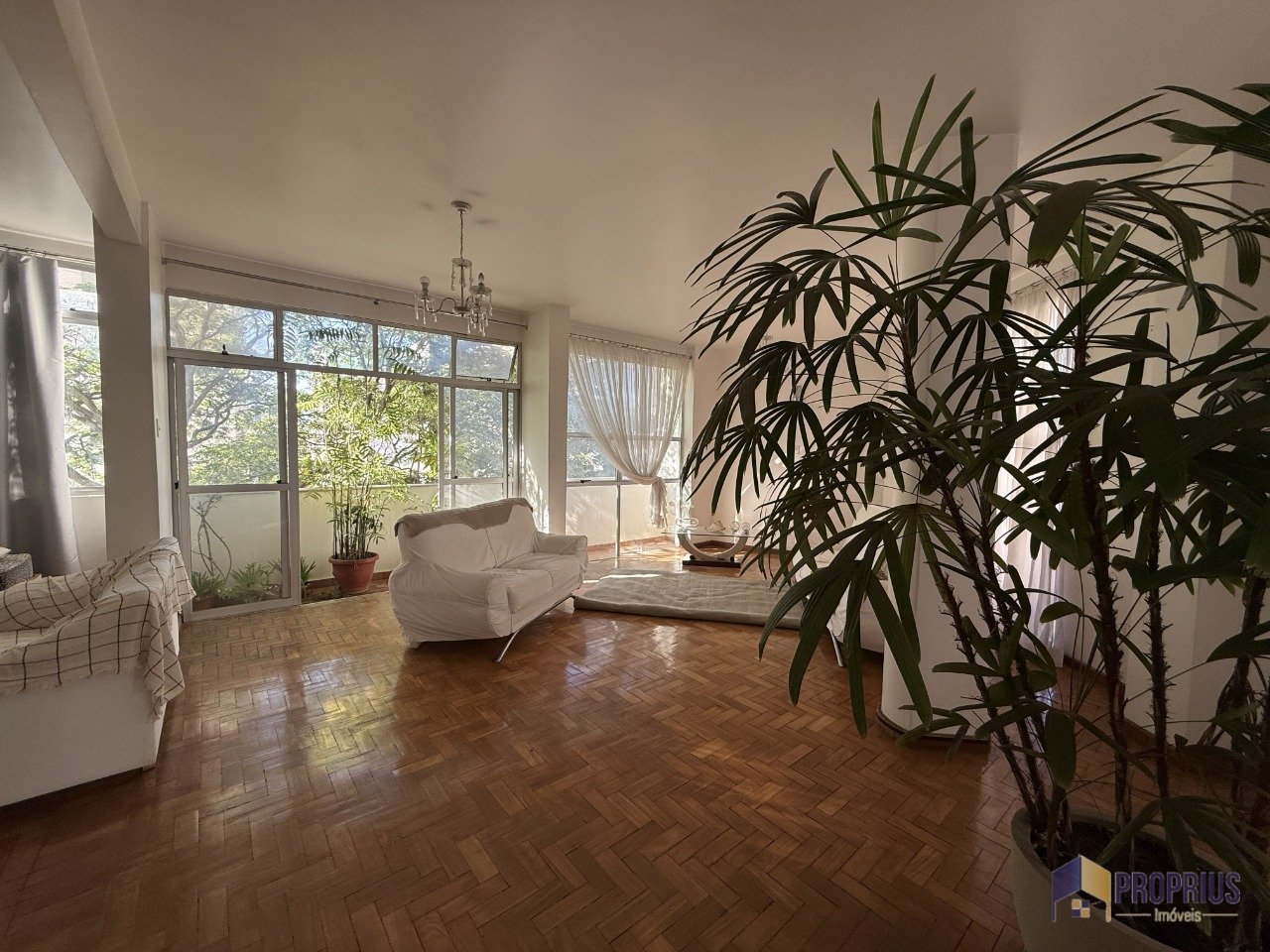 Apartamento com 3 quartos — Savassi, Belo Horizonte