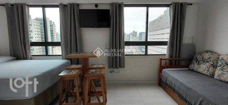 apartment em Rua Barão do Rio Branco, Centro - Curitiba - PR