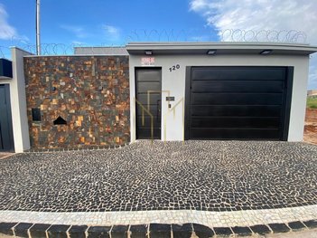 house em Rua Arlindo Massaro, Umuarama - Uberlândia - MG