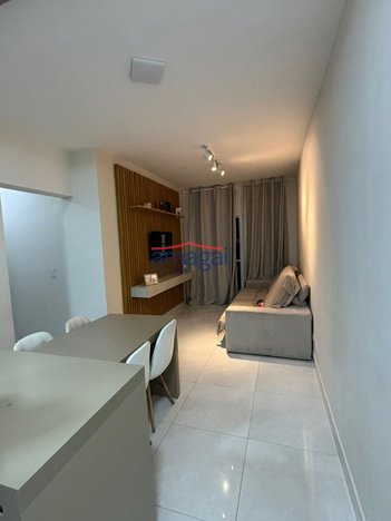 apartment em Avenida Getúlio Vargas, Jardim Califórnia - Jacareí - SP