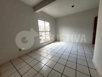 apartment em Rua Reno Pacheco, Presidente Roosevelt - Uberlândia - MG