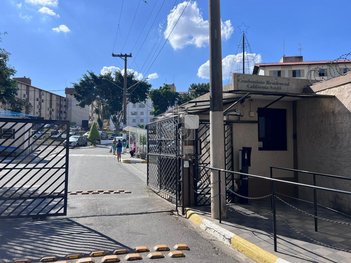 apartment em Rua Cruz do Espírito Santo, Jardim Lajeado - São Paulo - SP
