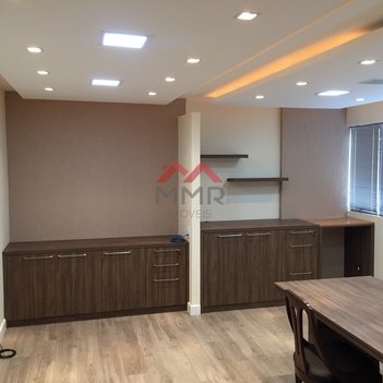 office em Padre Anchieta, Mercês - Curitiba - PR