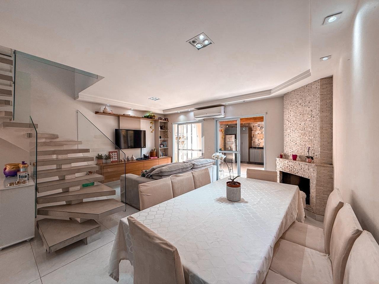 casa a venda no condominio quebec ville - sala para 3 ambientes