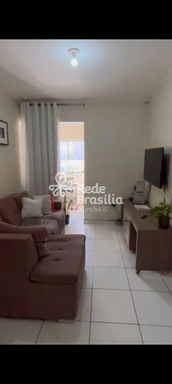 apartment em QE 40 Conjunto C, Guará II - Brasília - DF