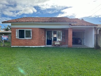 house em Rua Girassóis, Rainha do Mar - Xangri-Lá - RS