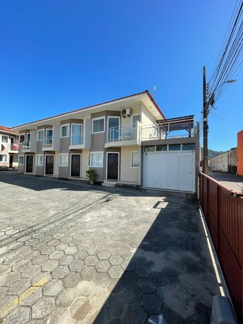 house em Amor Perfeito, Ingleses do Rio Vermelho - Florianópolis - SC
