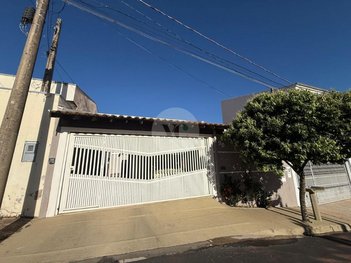 house em Rua Lázaro Cândido Filho, Jardim de Cresci - São Carlos - SP