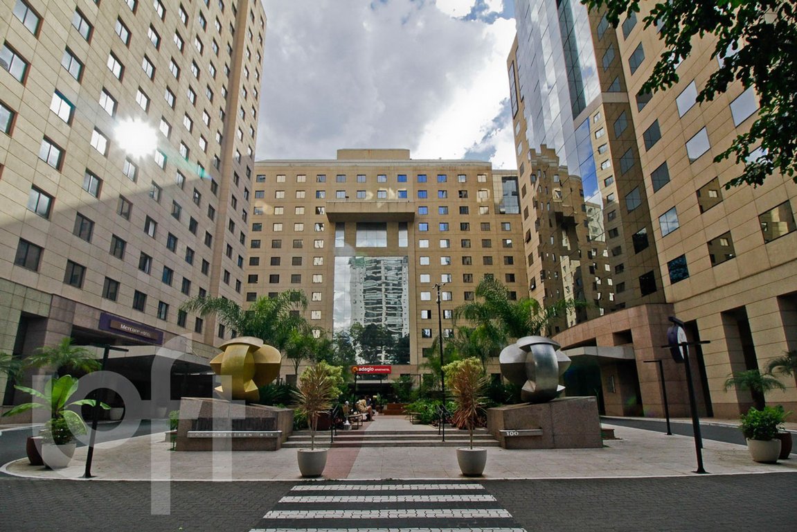 Condomínio Times Square Cosmopolitan Mix Avenida Jamaris, 100, Moema