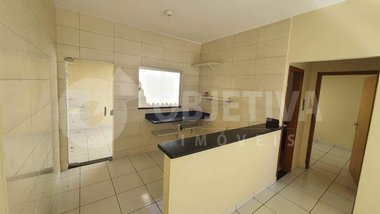 house em Avenida Nicomedes Alves dos Santos, Shopping Park - Uberlândia - MG