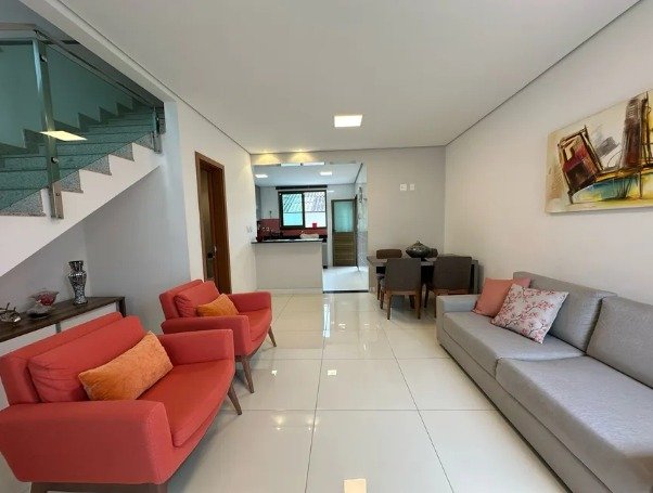 Casa com 3 quartos — Trevo, Belo Horizonte