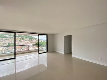 apartment em Felipe Godinho e Silva, Agronômica - Florianópolis - SC