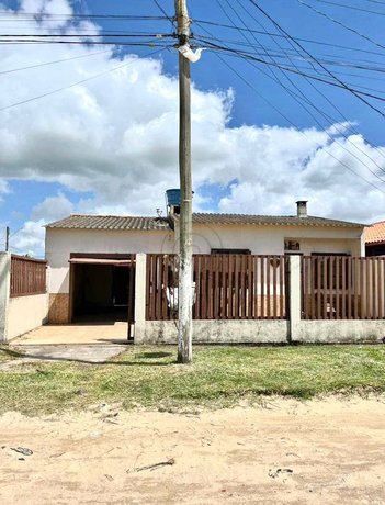 house em Rua Doutora Amanda Maia, Cassino - Rio Grande - RS