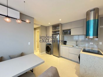 apartment em Rua Presidente Carlos Cavalcanti, São Francisco - Curitiba - PR