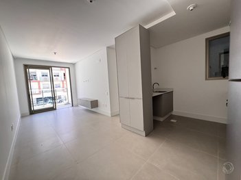 apartment em João Pio Duarte Silva, Córrego Grande - Florianópolis - SC