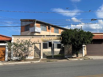 commercial_building em Avenida Doutor Ângelo Teixeira da Costa, Frimisa - Santa Luzia - MG