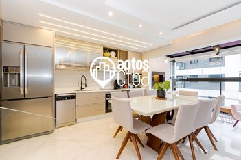 apartment em Rua Professor Guido Straube, Vila Izabel - Curitiba - PR