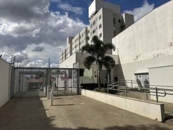 apartment em Avenida Alziro Zarur, Vila Vardelina - Maringá - PR