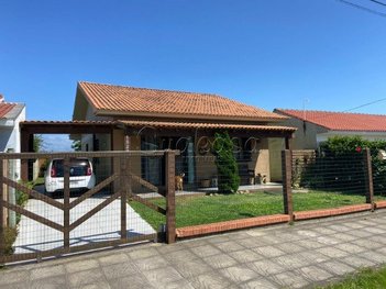 house em Rua Rio Comandaí, Centro - Xangri-Lá - RS