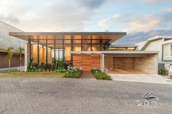 house em Estrada Haroldo Soares Glavan, Cacupé - Florianópolis - SC