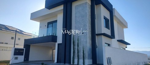 house em Avenida da Augusto de Carvalho, Parque Ipiranga - Resende - RJ