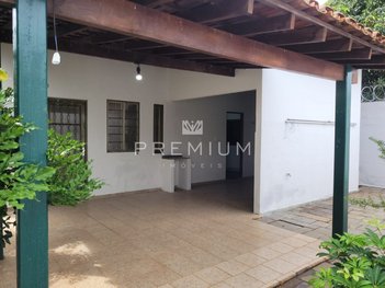 house em Rua Izaura Augusta Pereira, Santa Mônica - Uberlândia - MG