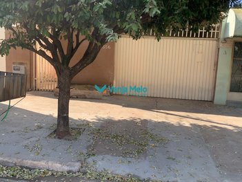 house em Rua Aparicio da Silva Camargo, Jardim Roriz - Três Lagoas - MS
