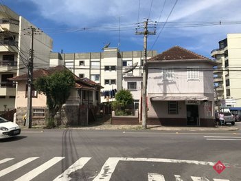 land_lot em Rua Teixeira Mendes, Cinqüentenário - Caxias do Sul - RS