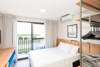 apartment em Rua Guilherme Pugsley, Água Verde - Curitiba - PR