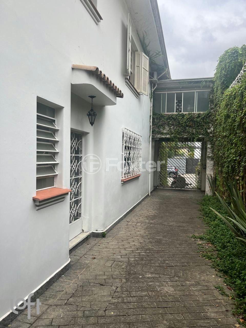 WhatsApp Image 2025-10-23 at 15.44.32 (3).jpeg