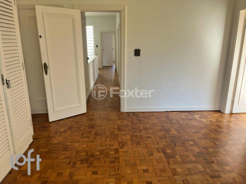 WhatsApp Image 2025-10-23 at 15.44.32 (4).jpeg