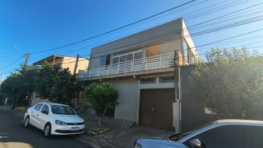 house em Rua Arnaldo Eitelvan, Vargas - Sapucaia do Sul - RS