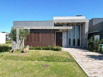 house em Avenida Diamante, Rainha do Mar - Xangri-Lá - RS