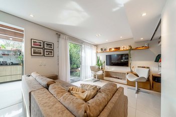 house em Avenida Engenheiro Ludolfo Boehl, Teresópolis - Porto Alegre - RS