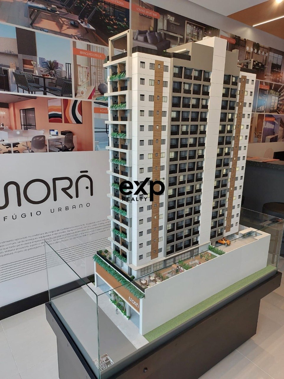 03c93a9f-35a8-4e62-bfdf-c5a10da1342d