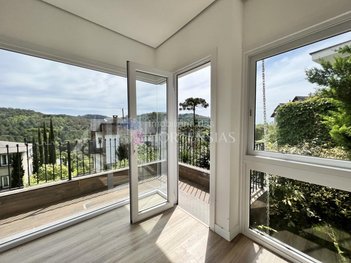 house em Rua das Alfazemas, Bavária - Gramado - RS
