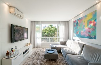 apartment em Rua Eudoro Berlink, Auxiliadora - Porto Alegre - RS