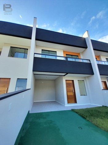 house em Rua Maria Catarina Raimundo, Forquilhas - São José - SC