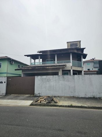 house em Rua Deputado Lauro Carneiro de Loyola, Iririú - Joinville - SC