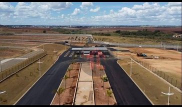 land_lot em Avenida Prefeito José Lozano Araújo, Parque Brasil 500 - Paulínia - SP