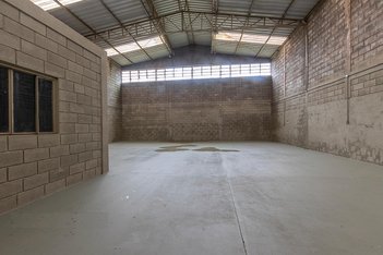 industrial em Rua Coniston, Jardim Canadá - Nova Lima - MG