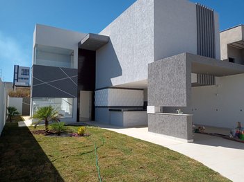 house em Rua Doutora Zilda Arns, Candeias - Vitória da Conquista - BA