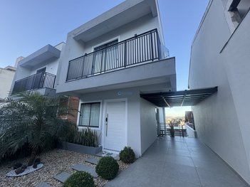 house em Avenida Atílio Pedro Pagani, Pagani - Palhoça - SC