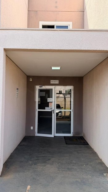 apartment em Rua General Ângelo Irulegui da Cunha, Jardim São Lourenço - Campo Grande - MS