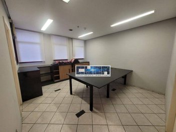 office em Rua Bittencourt, Vila Nova - Santos - SP