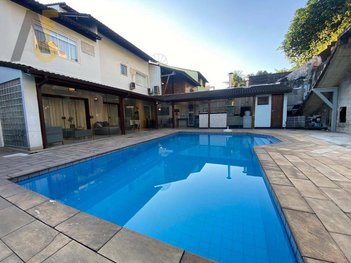 house em Estrada de Jacarepaguá, Jacarepaguá - Rio de Janeiro - RJ